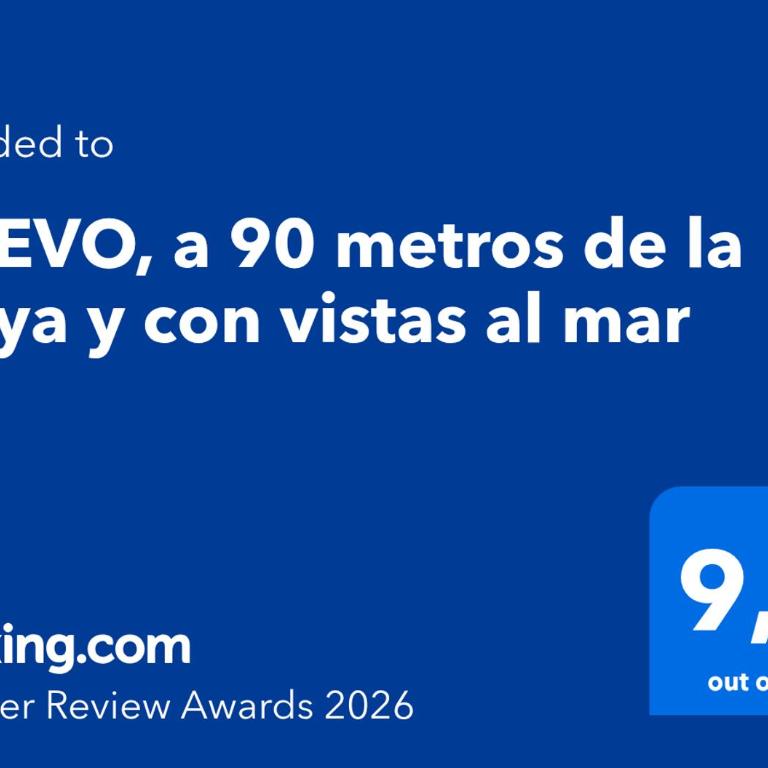 NUEVO, a 90 metros de la playa y con vistas al mar - Three-Bedroom Premium Apartment - 44
