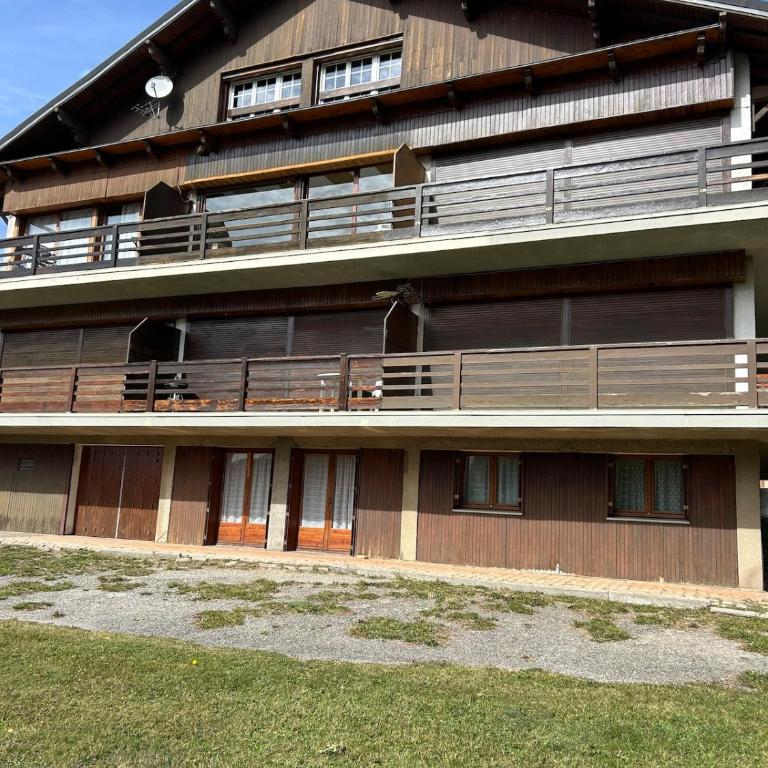 Appartement Rez de jardin Le refuge aux cerfs - Appartement - Vue sur Jardin - 30