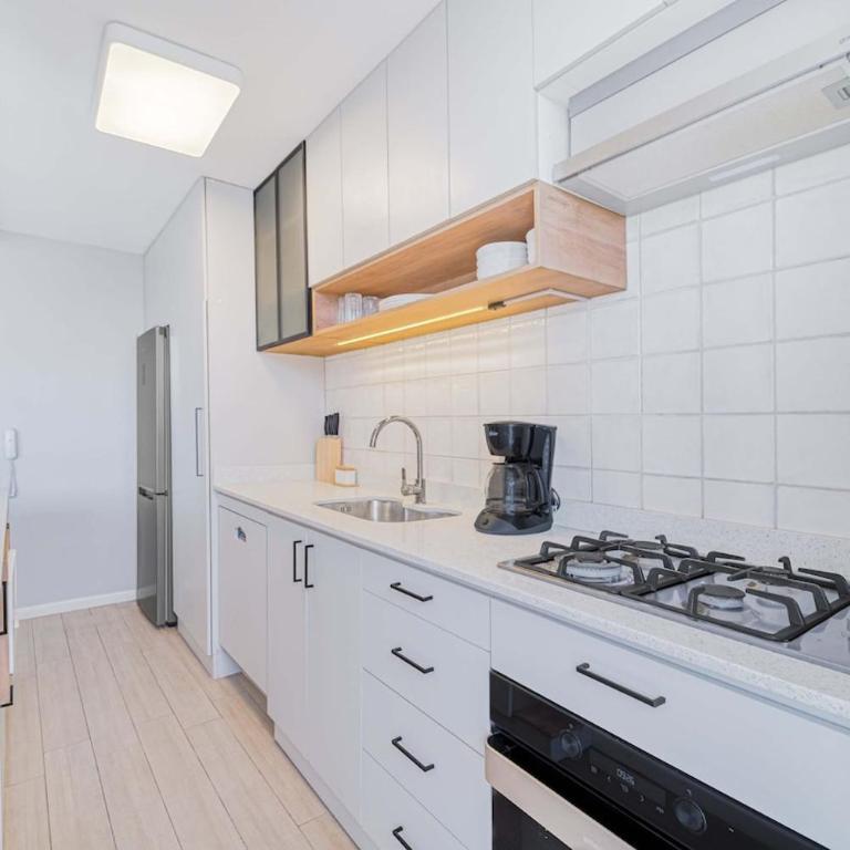Lumina Stay Apartment with Wifi and Great Location - Room #1583557401 - 8