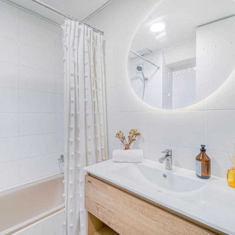 Lumina Stay Apartment with Wifi and Great Location - Room #1583557401 - 17