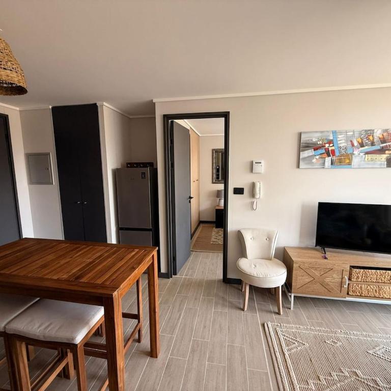 spectacular apartment 2 bedrooms, 2 bathrooms, 1 pool view - Two-Bedroom Apartment - 3