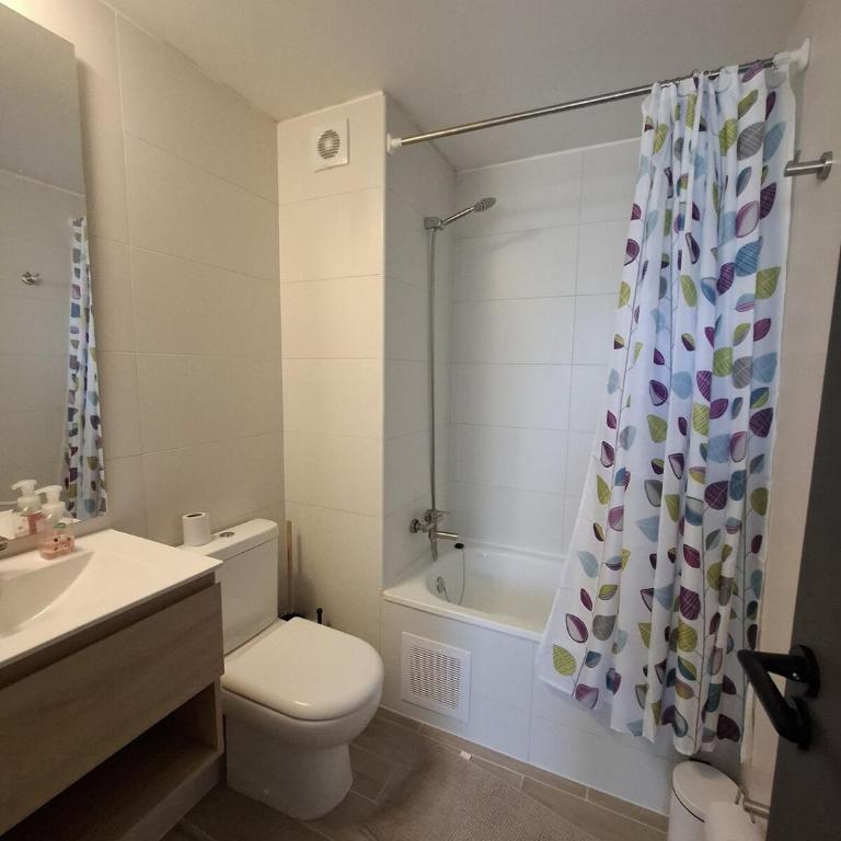 spectacular apartment 2 bedrooms, 2 bathrooms, 1 pool view - Two-Bedroom Apartment - 13
