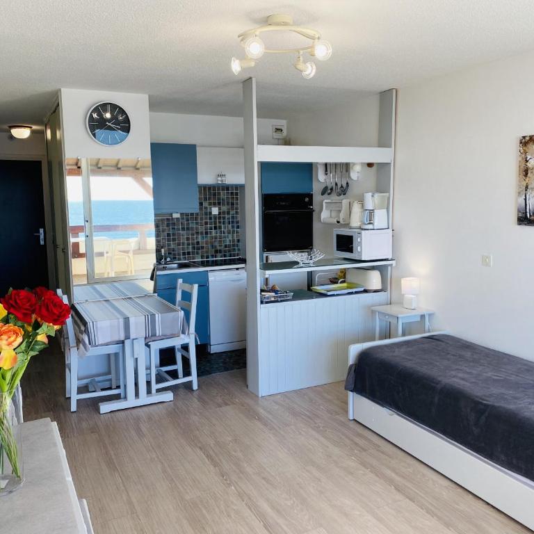 BRITANNIA - Studio tout équipé, Vue mer - U95 - Studio - Vue sur Mer - 2