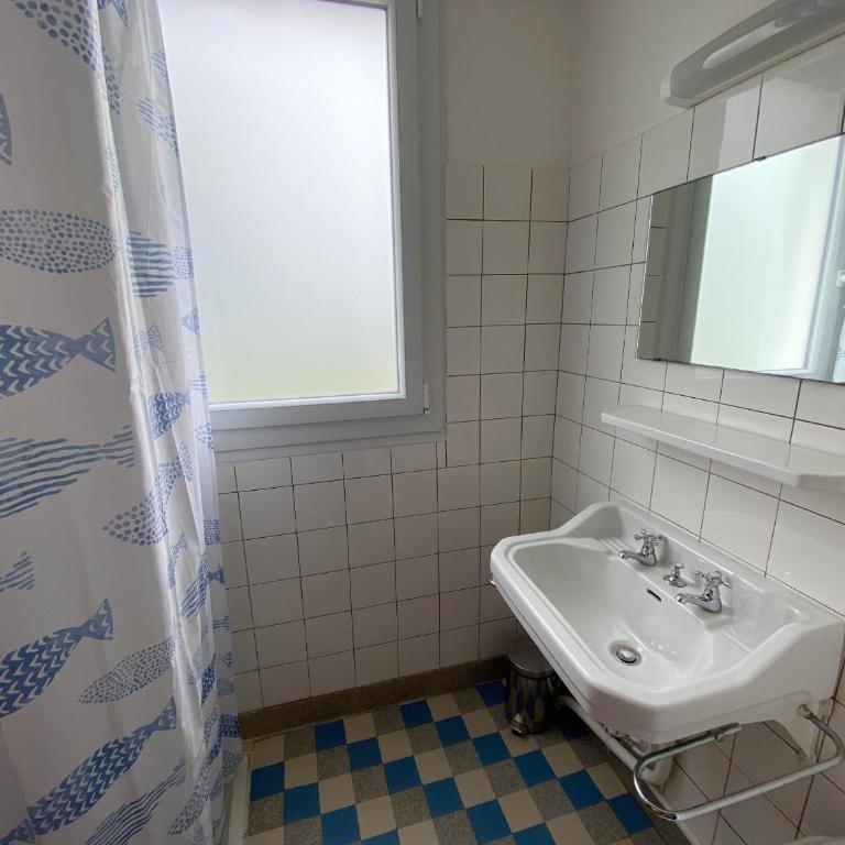 MARAIS - Maison Mitoyenne, Plage 350m - T546 - Maison de Ville 2 Chambres - 13