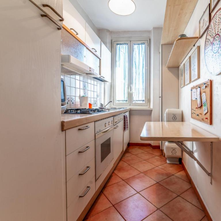 D&R Apartment - Metro Re di Roma - Appartamento Superior con 1 Camera da Letto e Balcone - 4