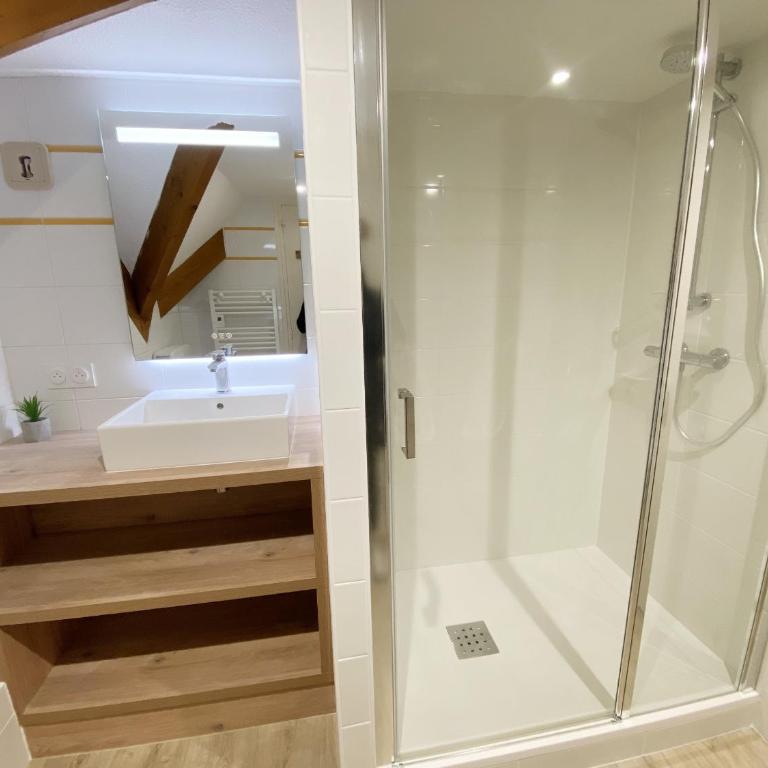 AZUR - Triplex spacieux, Face à la mer, Plage - T1 - Appartement - Vue sur Mer - 15