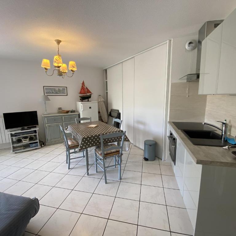 OCEANIA - Terrasse couverte, Plage 500m - DT10 - Appartement - Rez-de-Chaussée - 1