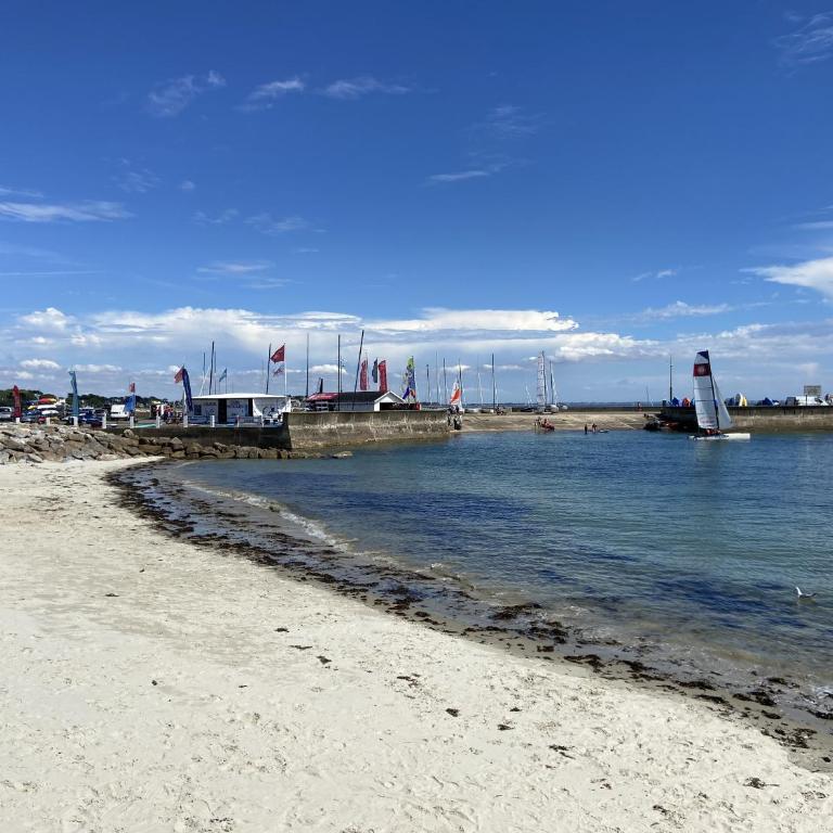 BERNACHES - Appart RDC, Plage 300m - T9 - Appartement - Rez-de-Chaussée - 12