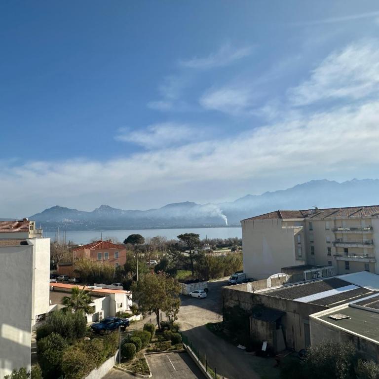 Appartement 2 pièces 4 couchages CALVI - Apartment mit schöner Aussicht - 3