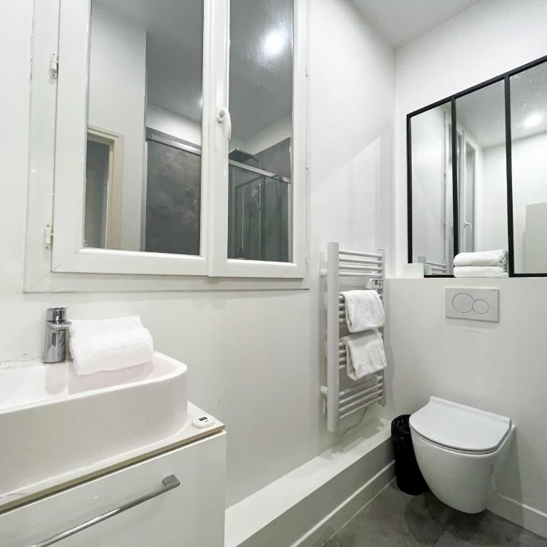 UrbanFlat 126 - Grand Appartement Parisien dans le centre - Apartamento - 29