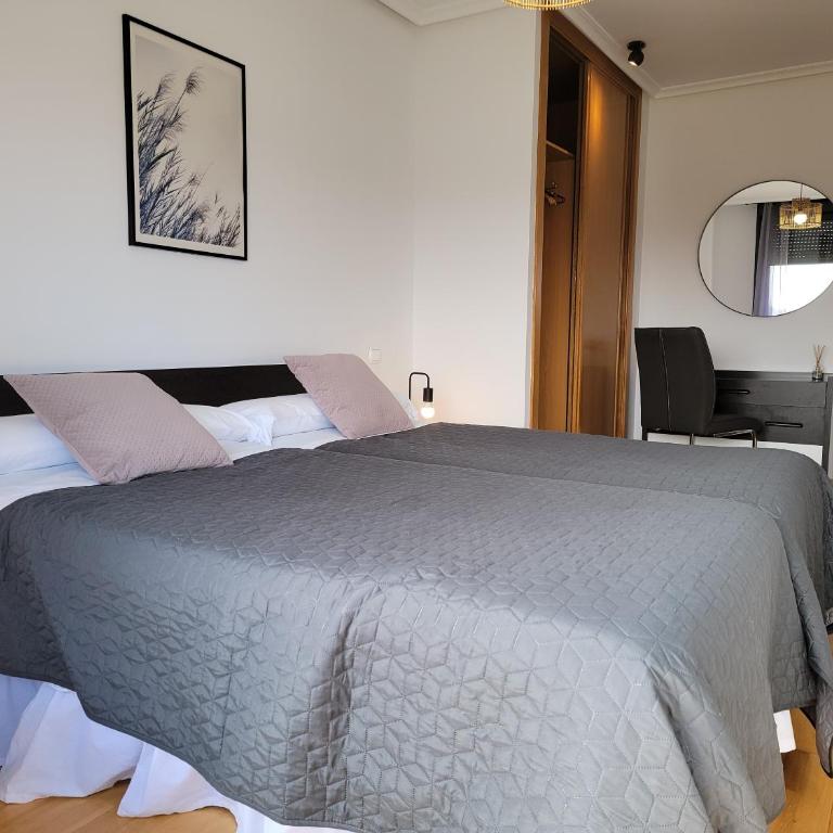 Apartamento Medrano PISCINA AIRE ACONDICIONADO terraza y 5 minutos del centro en coche ideal para mascotas - Apartamento de 1 dormitorio - 3