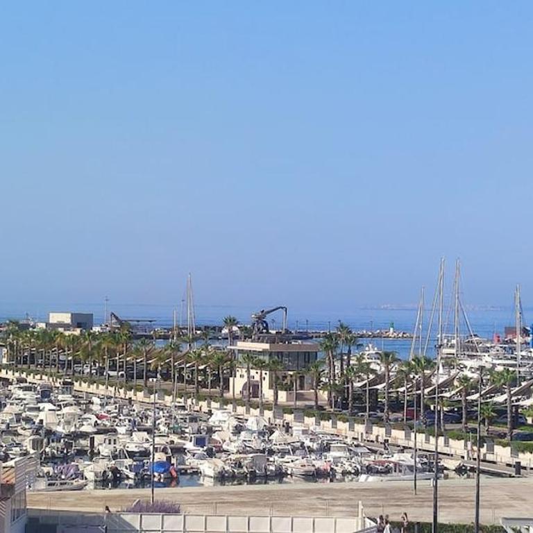 Puerto Limon Frente al mar - Apartamento de 3 dormitorios con vistas al puerto deportivo - 12