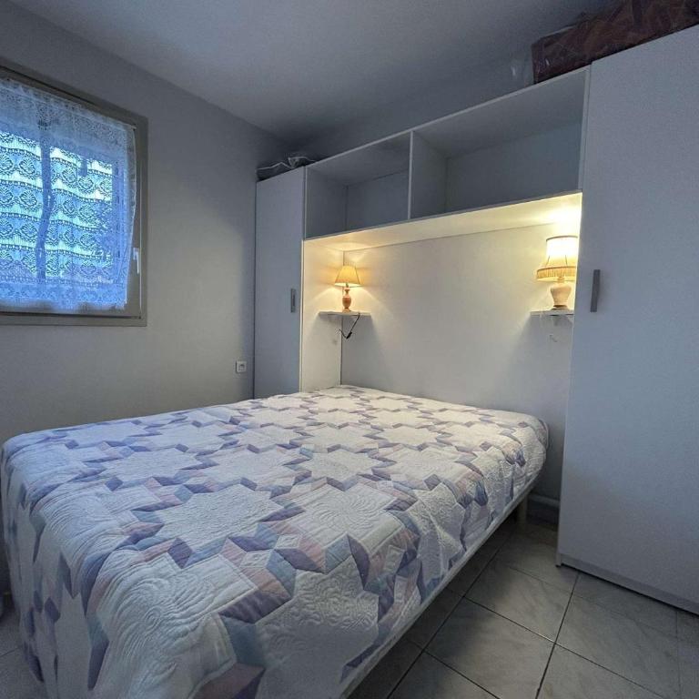 SP500-H078 Appt 2 pièces cabine - 4 couchages SAINT PIERRE LA MER - Apartment mit 1 Schlafzimmer - 9