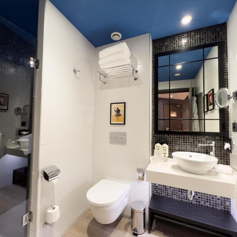 Hotel Indigo Madrid - Gran Vía by IHG - Chambre Standard - 10