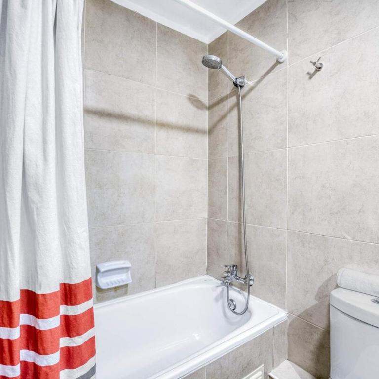 Light 66 Apartment with Pool and Wifi in Las Condes - Room #1583585201 - 10