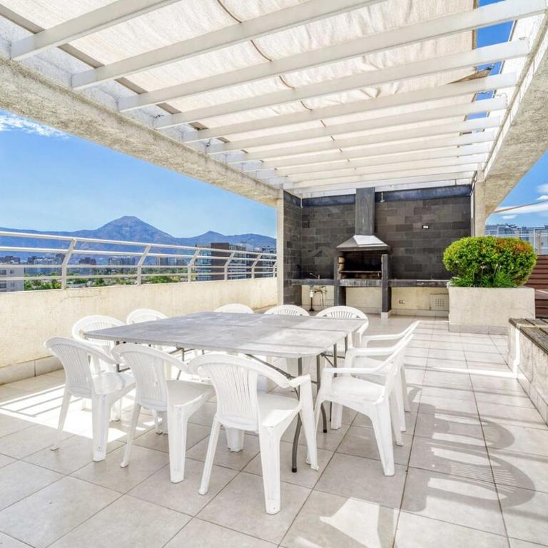Light 66 Apartment with Pool and Wifi in Las Condes - Room #1583585201 - 20