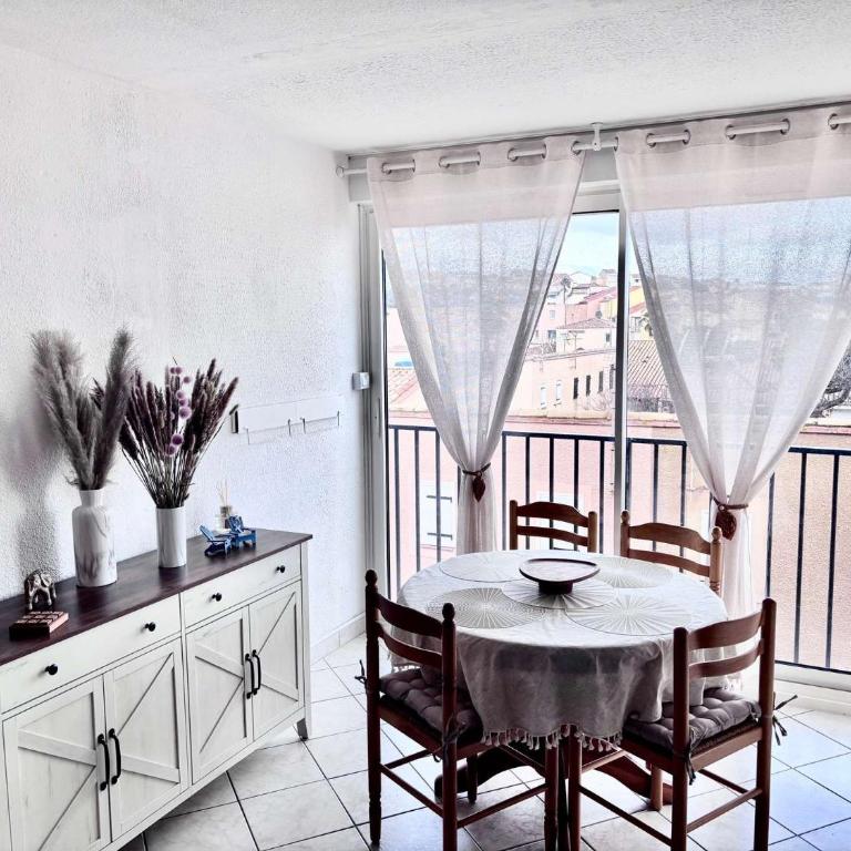SP350-B201 Appartement 2 pièces cabine 5 couchages SAINT PIERRE LA MER - Appartement 1 Chambre - 3