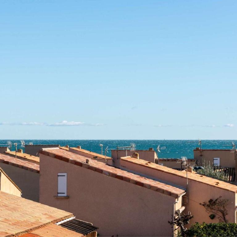 SP350-B201 Appartement 2 pièces cabine 5 couchages SAINT PIERRE LA MER - Appartement 1 Chambre - 8