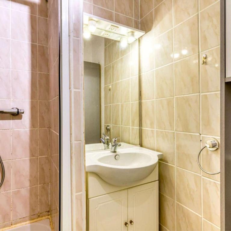 SP350-B201 Appartement 2 pièces cabine 5 couchages SAINT PIERRE LA MER - Appartement 1 Chambre - 9
