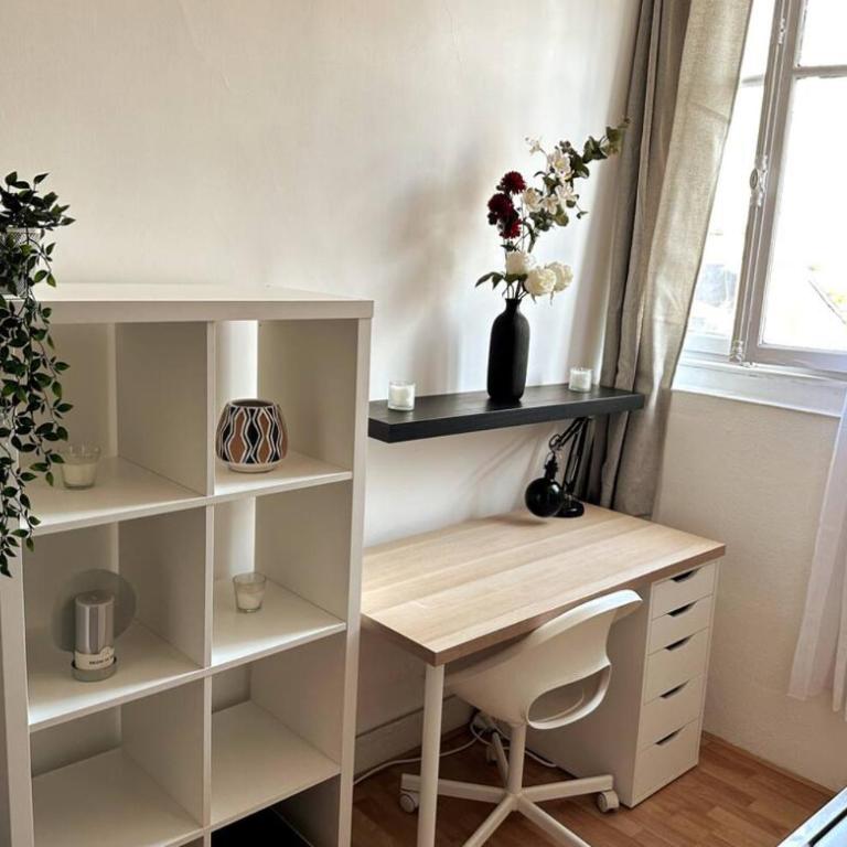 Belles studettes indépendantes - Appartement 1 Chambre - 2