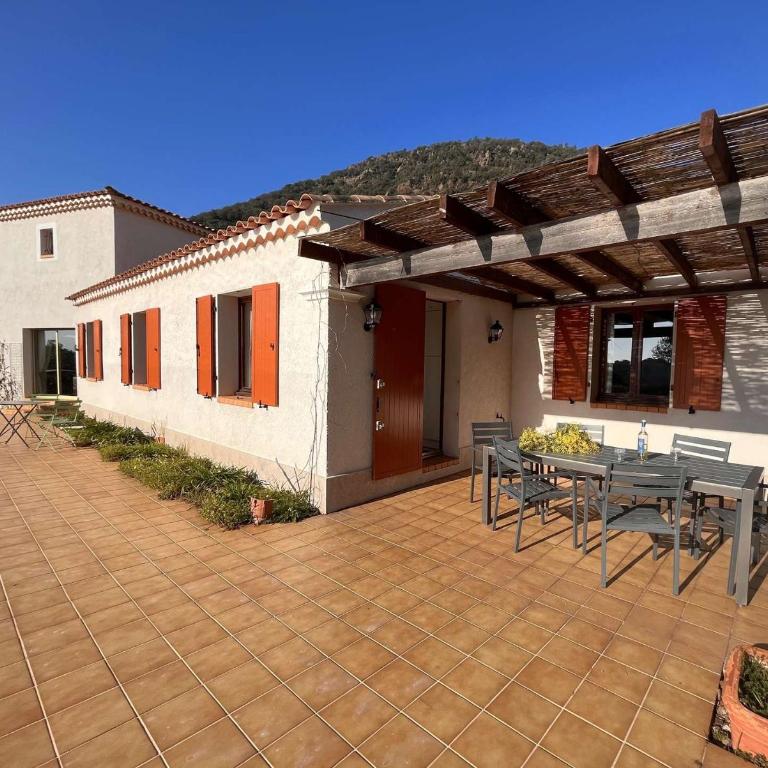 CA000-194 MAISON 4 PIÈCES 7 Personnes À CAVALAIRE SUR MER - Maison 3 Chambres - 13