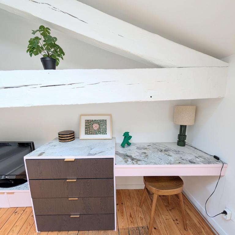 Charmant cocon sous les toits de Bordeaux - Appartement 1 Chambre - 7