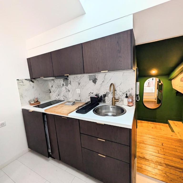 Charmant cocon sous les toits de Bordeaux - Appartement 1 Chambre - 17