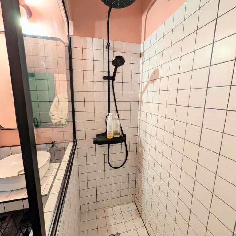 Charmant cocon sous les toits de Bordeaux - Appartement 1 Chambre - 24