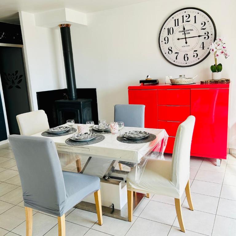 Maison havre de paix dans les Alpes-Maritimes - Villa avec Piscine Privée - 28