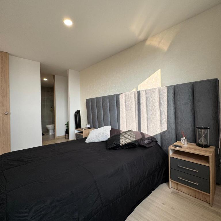 Urbanity - Three-Bedroom Apartment with View - 1