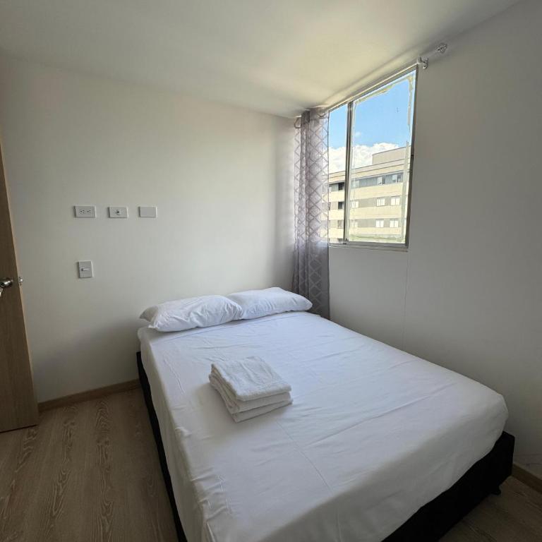 Urbanity - Three-Bedroom Apartment with View - 11