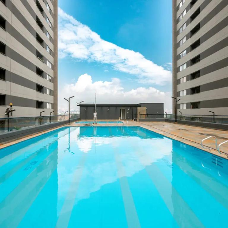 Urbanity - Three-Bedroom Apartment with View - 2
