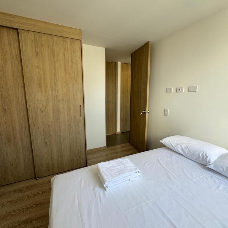 Urbanity - Three-Bedroom Apartment with View - 37