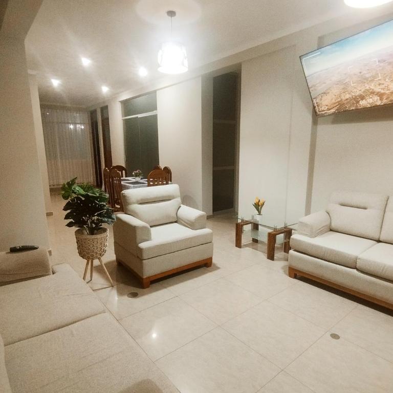 1er piso con piscina Florencia Apart - Three-Bedroom Apartment - 10
