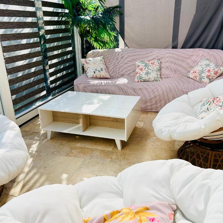Maison havre de paix dans les Alpes-Maritimes - Villa avec Piscine Privée - 42