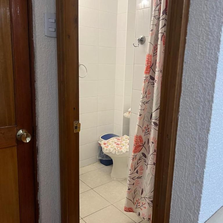 Hostal Colonial - Room #1583618601 - 8