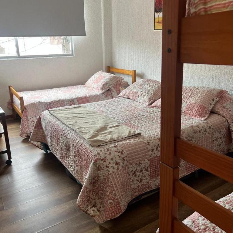 Hostal Colonial - Room #1583618604 - 8