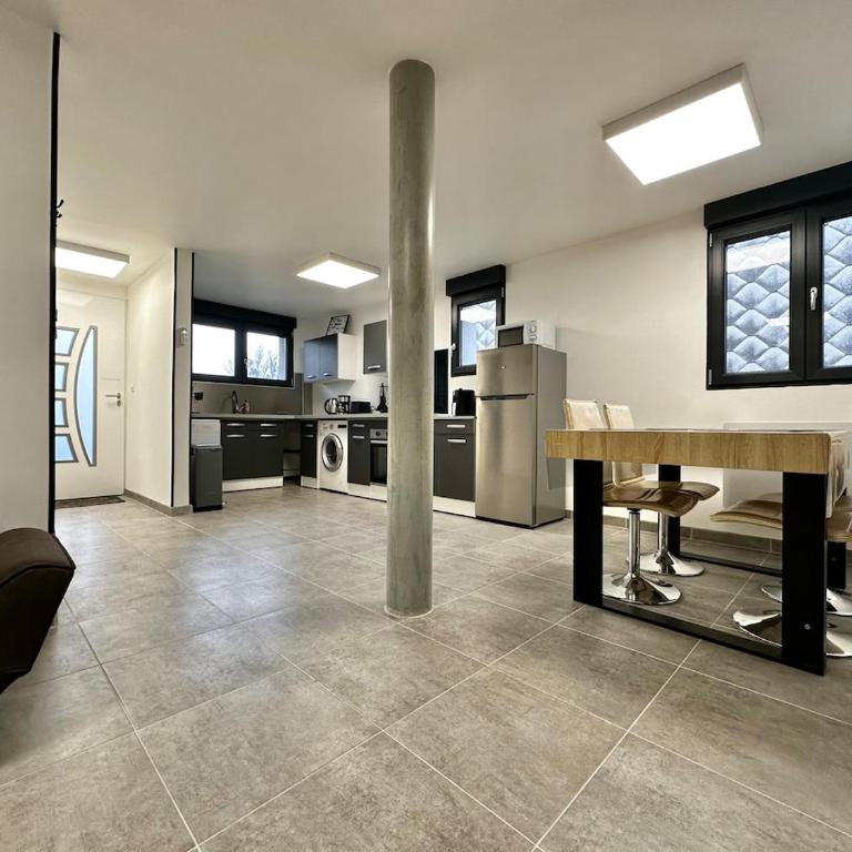 Kathryn - Appartement 3 pièces en RDC moderne et tout confort - Two-Bedroom Apartment - 12