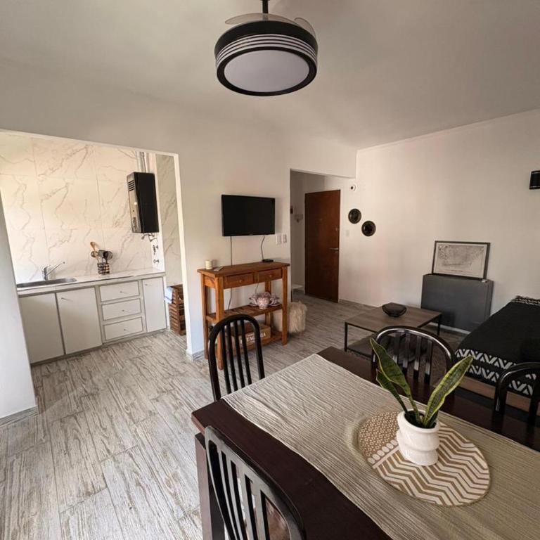 Mitre Apartment - One-Bedroom Apartment - 8