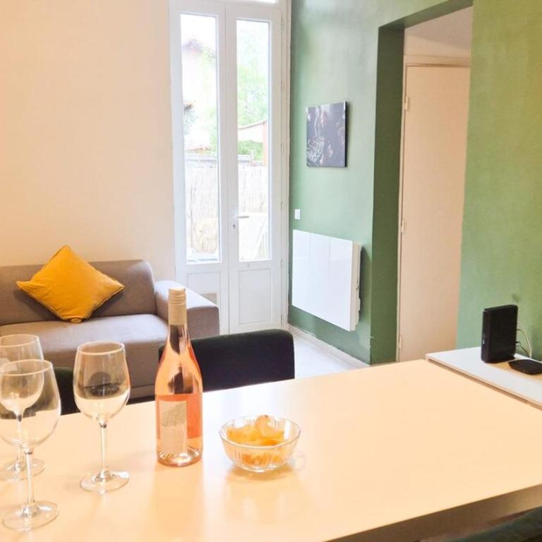 Joli T3 moderne avec terrasse & climatisation - Appartement 2 Chambres - 7