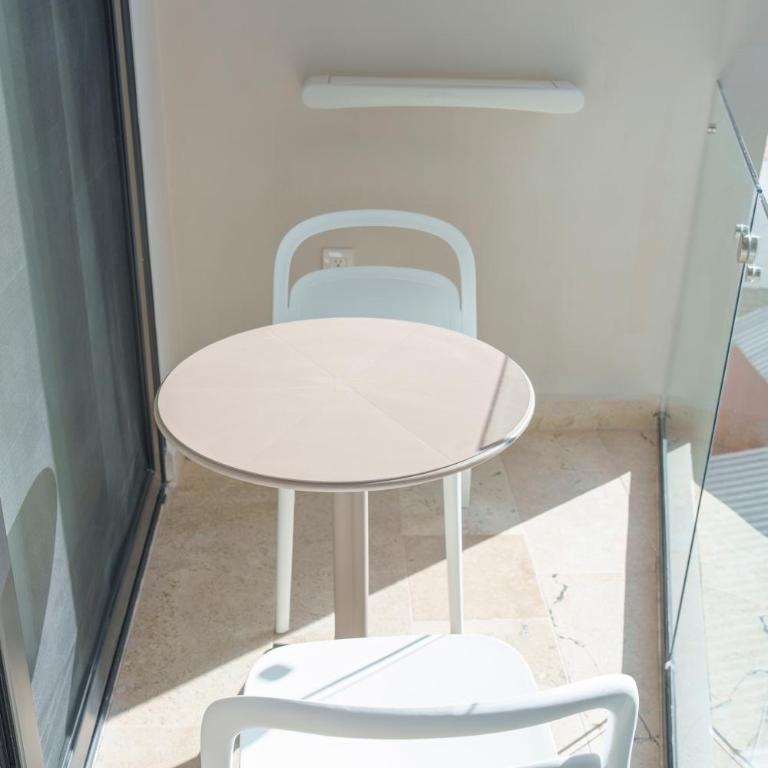 abba Suites Playa del Carmen - Suite Deluxe (3 adultos + 1 niño) - 5
