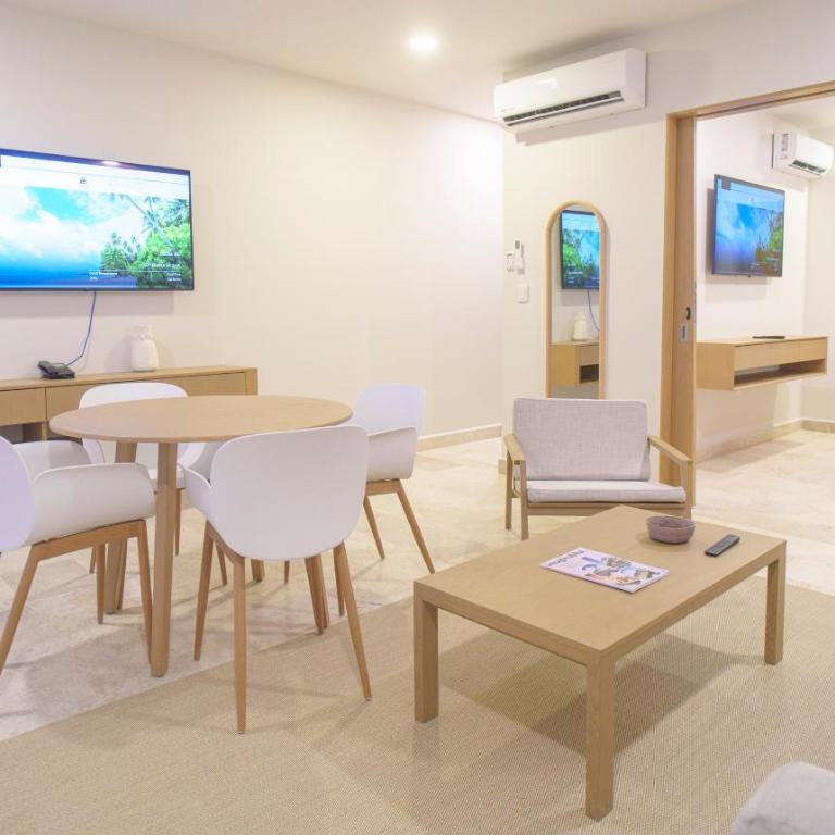 abba Suites Playa del Carmen - Suite Superior Deluxe con vistas a la ciudad (3 adultos + 1 niño) - 4