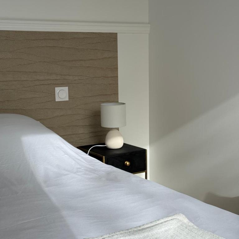Appartement avec terrasse - Proche mer et centre - Appartamento con 3 Camere da Letto - 5