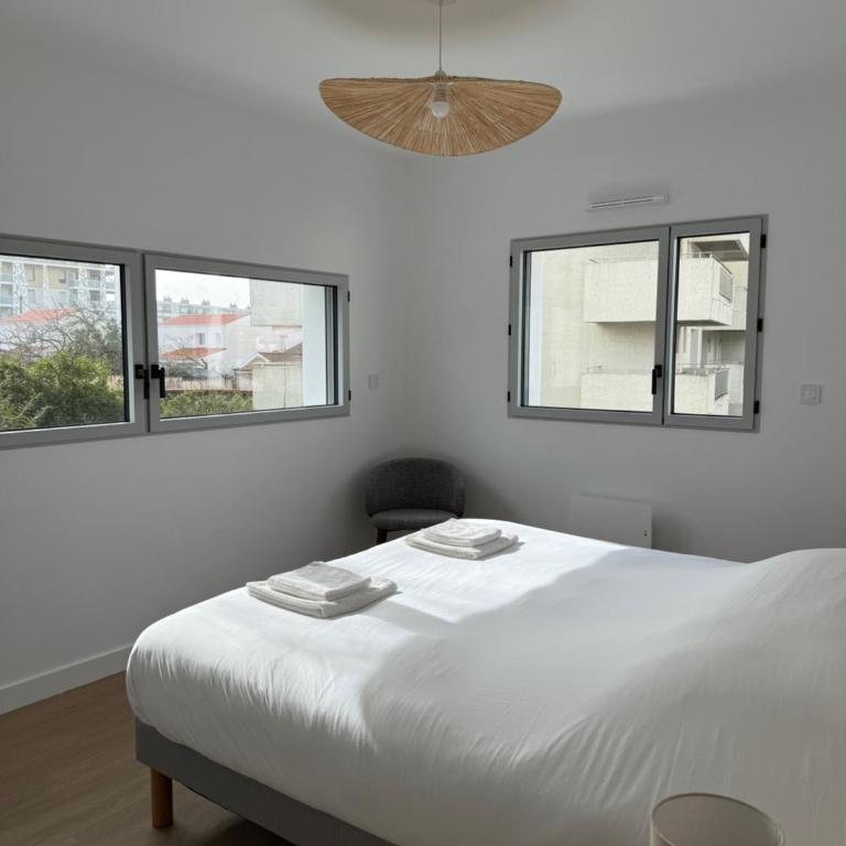 Appartement avec terrasse - Proche mer et centre - Appartamento con 3 Camere da Letto - 9