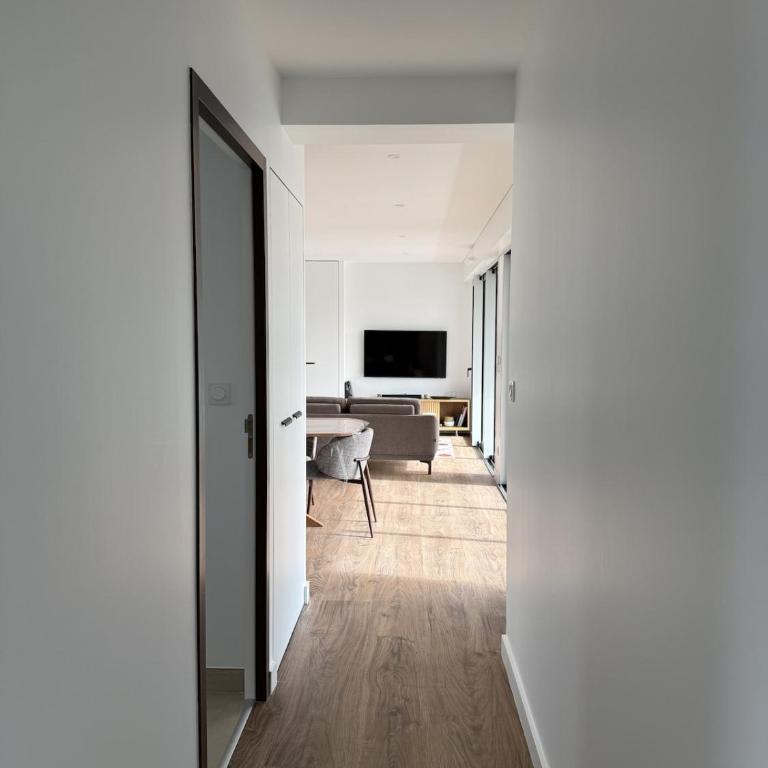 Appartement avec terrasse - Proche mer et centre - Appartamento con 3 Camere da Letto - 11