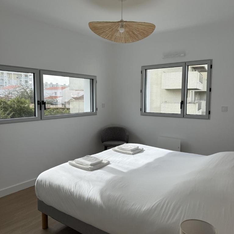 Appartement avec terrasse - Proche mer et centre - Appartamento con 3 Camere da Letto - 16