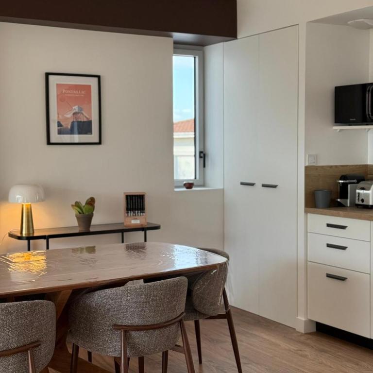 Appartement avec terrasse - Proche mer et centre - Appartamento con 3 Camere da Letto - 23
