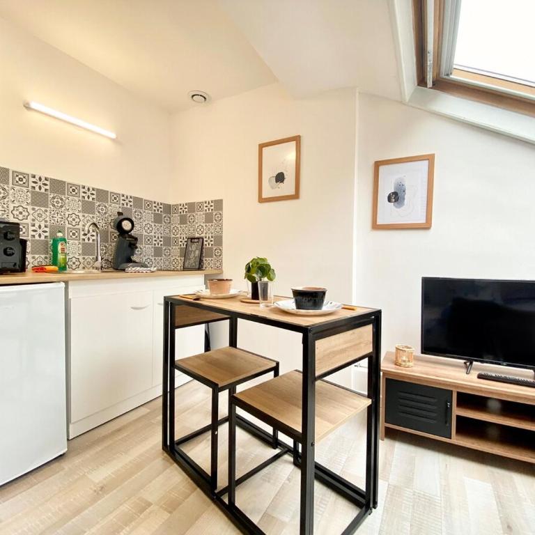 LeNova4 - Centre-ville - TV - WIFI - Appartement 1 Chambre - 1