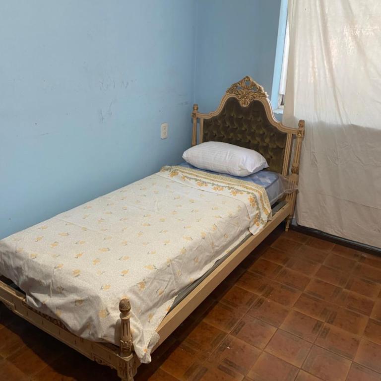 Casa amplia en zona residencial - Casa de 3 dormitorios - 7
