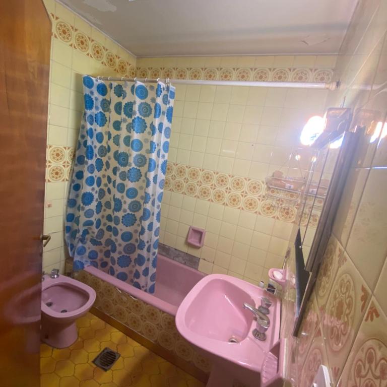 Casa amplia en zona residencial - Casa de 3 dormitorios - 9